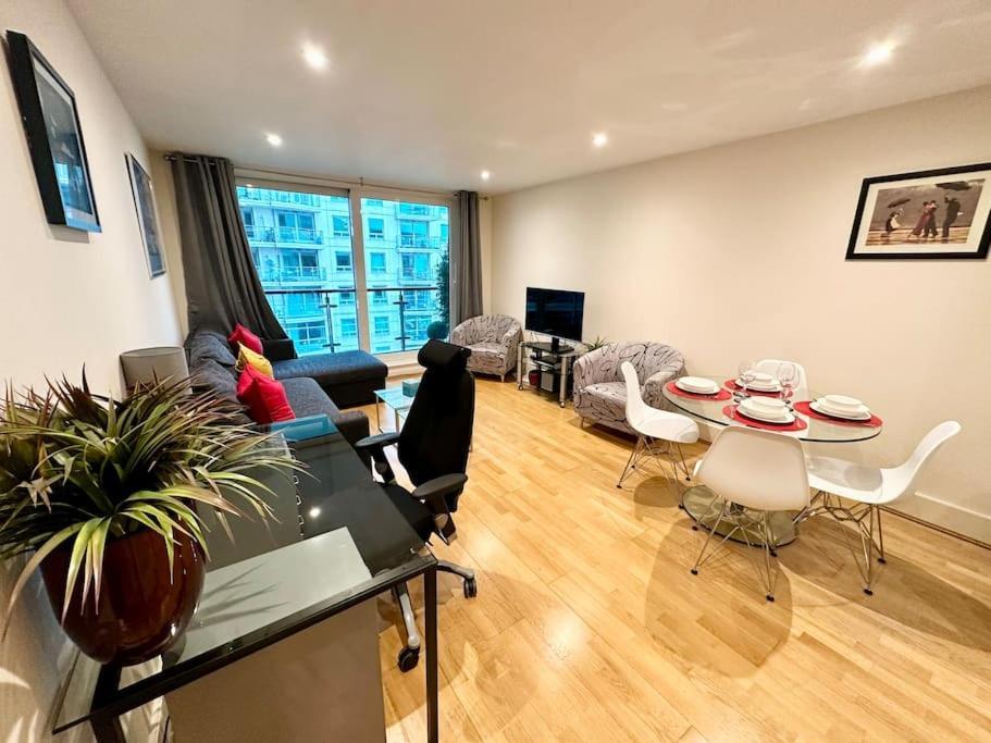 Stunning 2 Bed Thames River View - Central Londyn Zewnętrze zdjęcie
